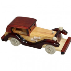 Средний деревянный автомобиль 